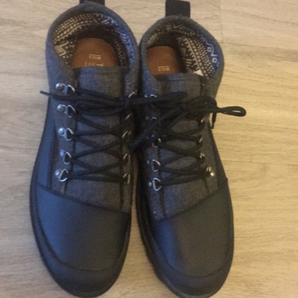 TOMS rain 3/4 length boots